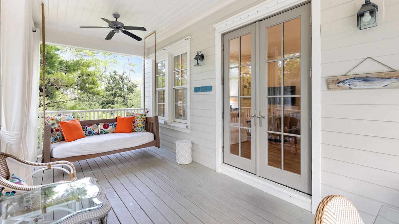 Photo of Patio Balcony in Cottage District