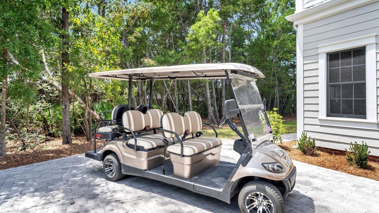 Photo of Outdoor in White's Gulfview
