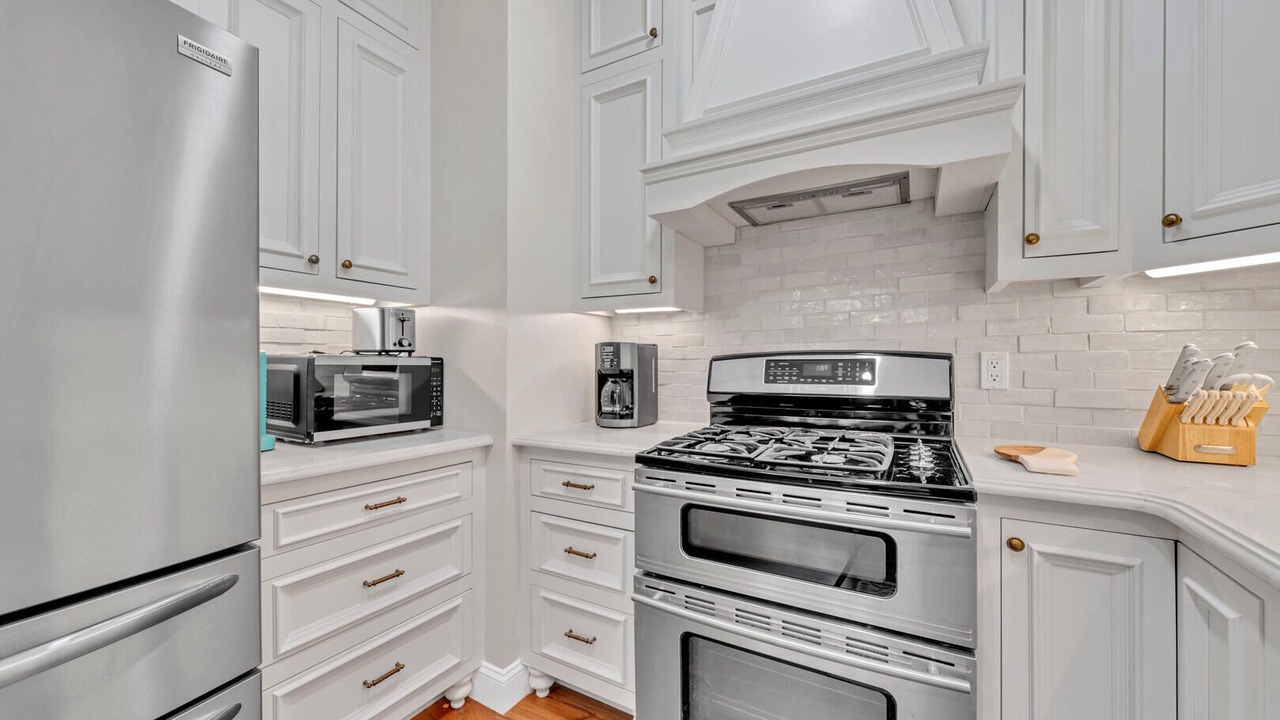 Photo of Kitchen in White's Gulfview