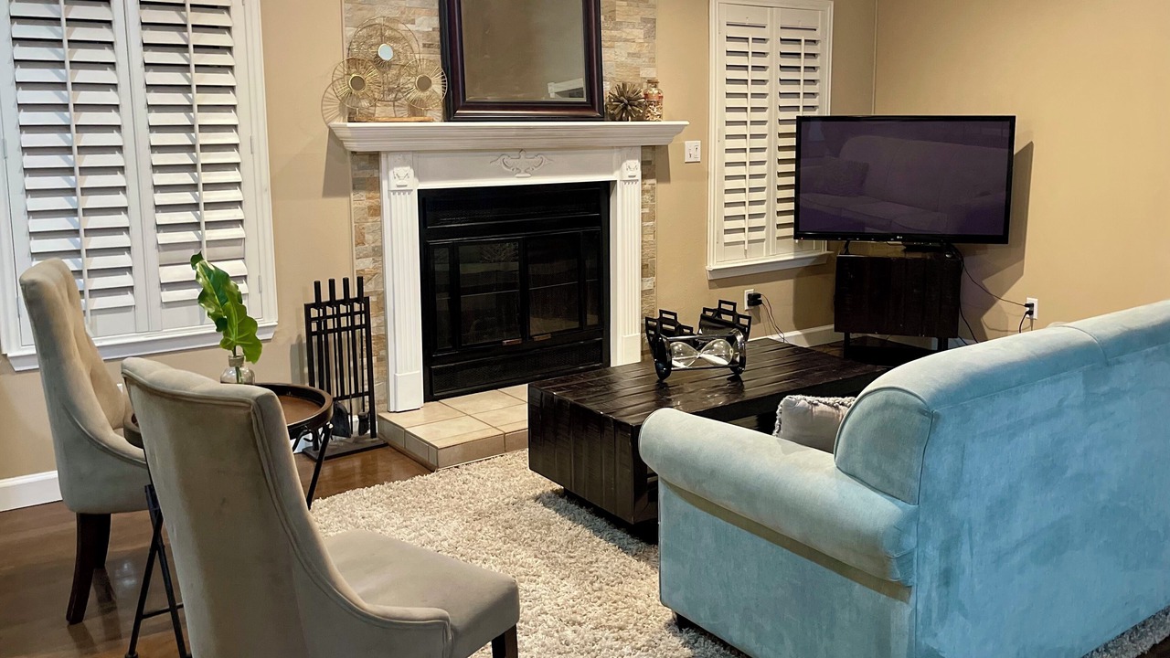 Photo of Livingroom in Mary Esther