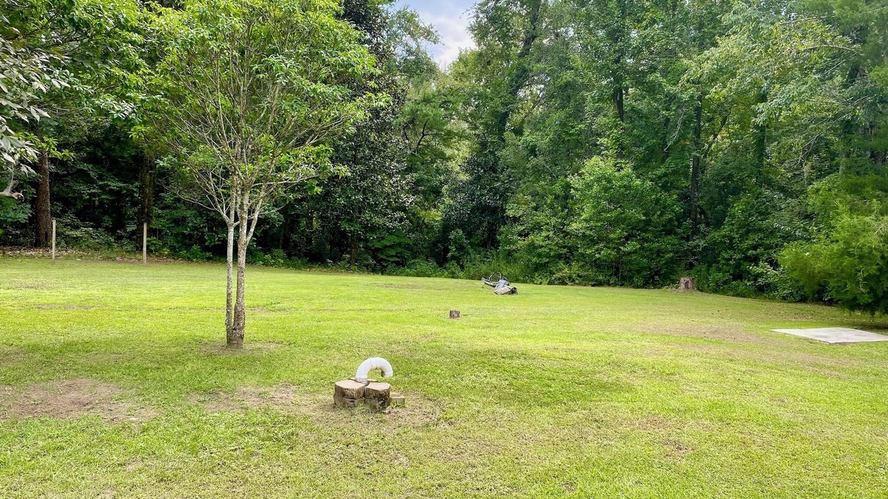 Photo of Outdoor in Crawfordville