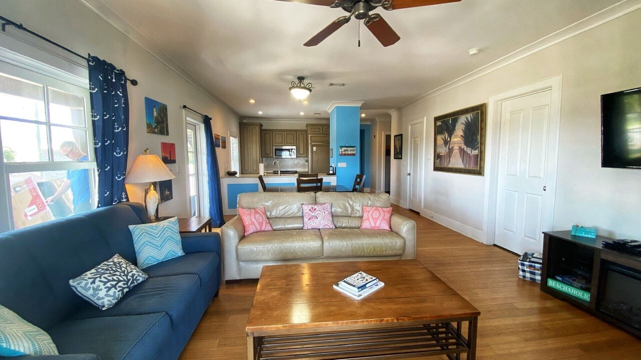 Photo of Livingroom in East End