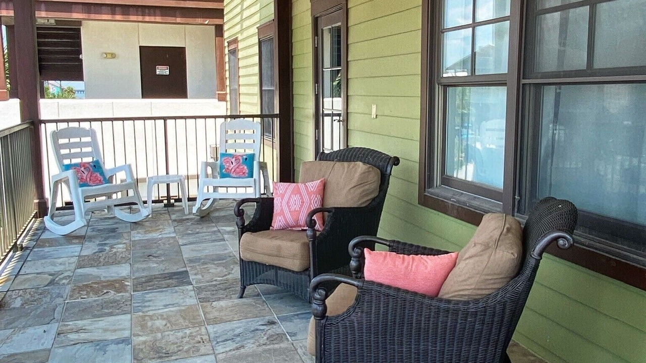 Photo of Patio Balcony in East End