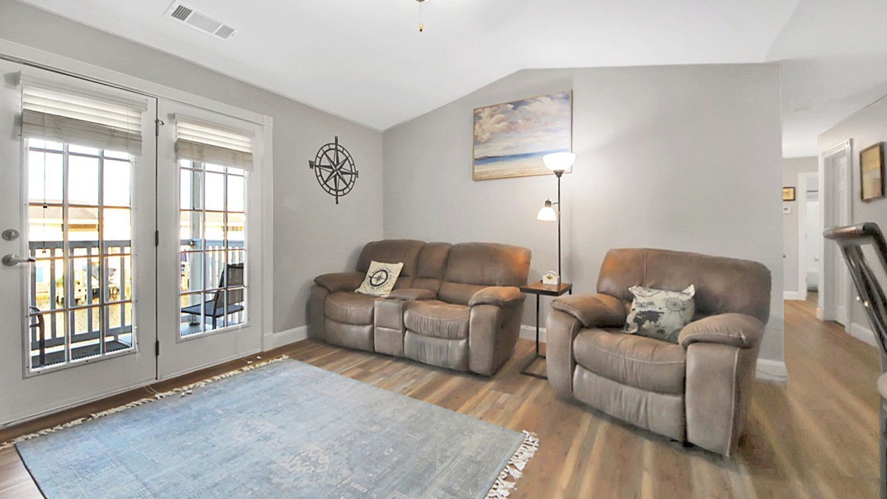 Photo of Livingroom in Gulf Park Estates
