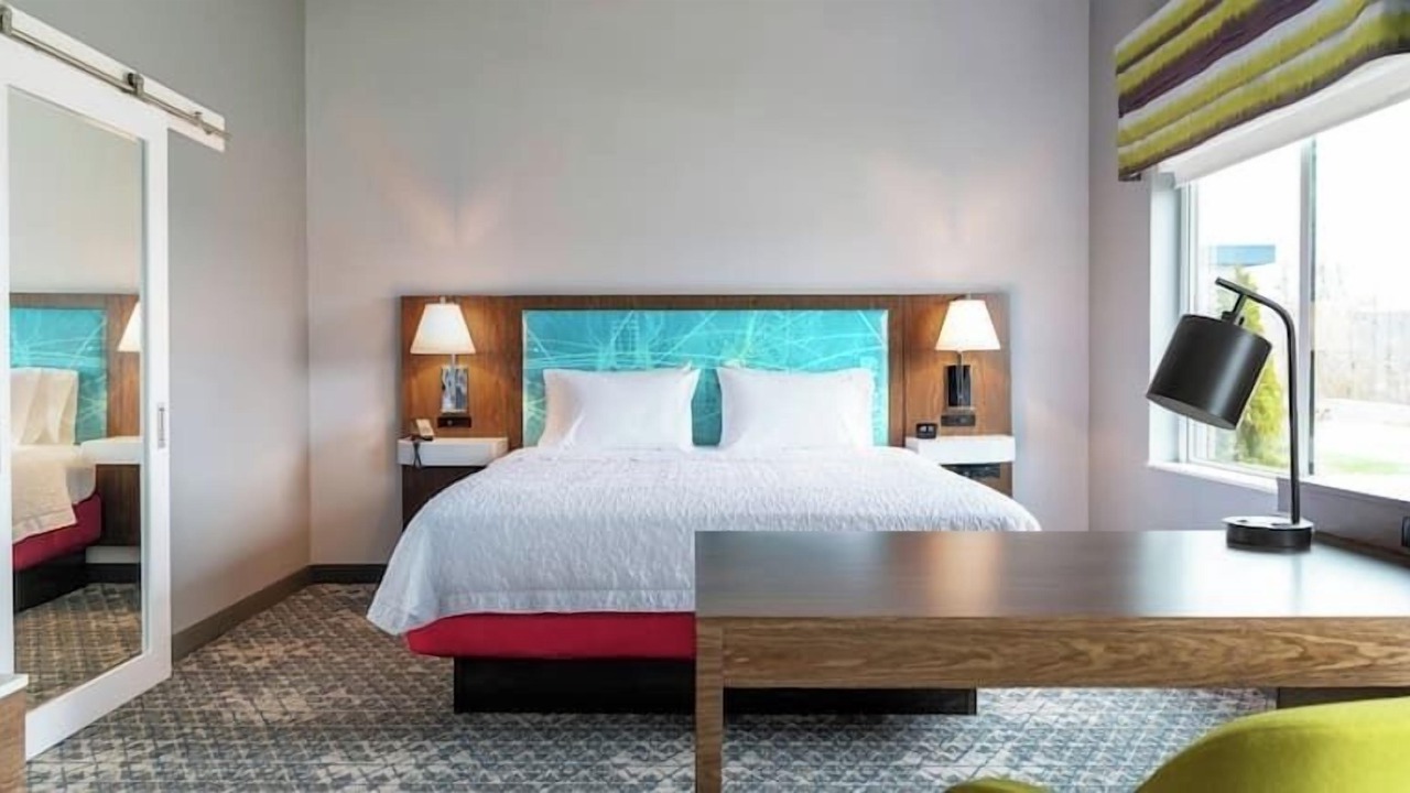 Photo of Bedroom in Isles of Collier Preserve