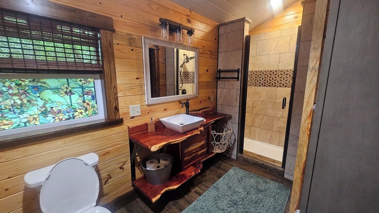 Photo of Bathroom in Orange