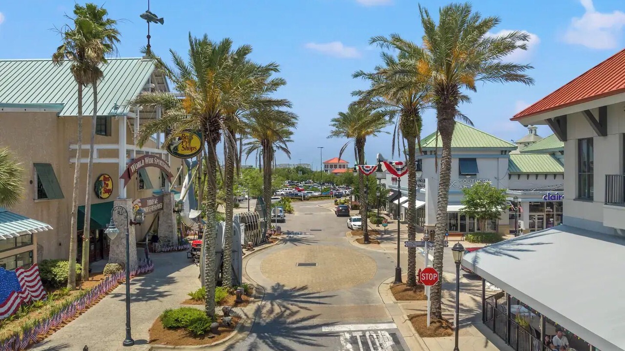 Photo of Outdoor in Crystal Shores