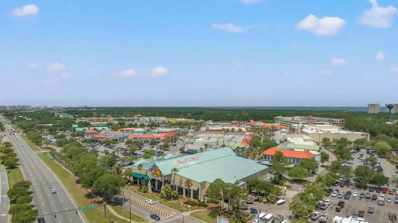 Photo of Outdoor in Crystal Shores