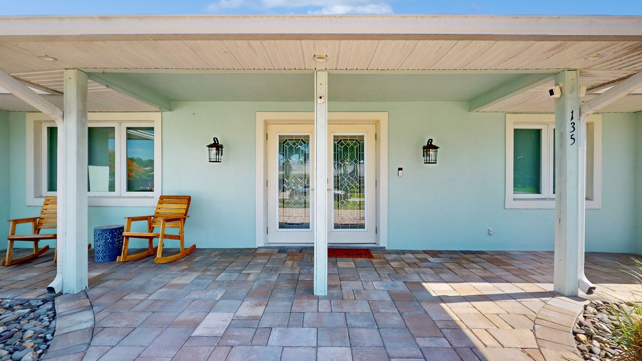 Photo of Patio Balcony in Willoughby Acres