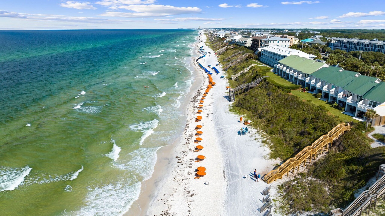 Photo of Outdoor in White's Gulfview