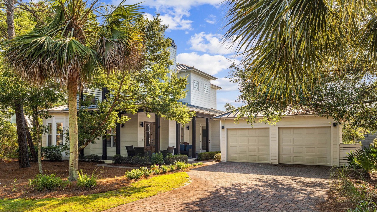 Photo of Outdoor in White's Gulfview