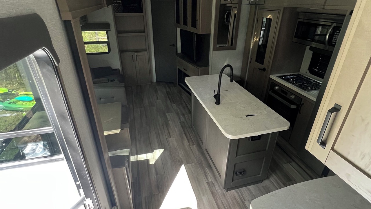 Photo of Kitchen in Shoreline Park