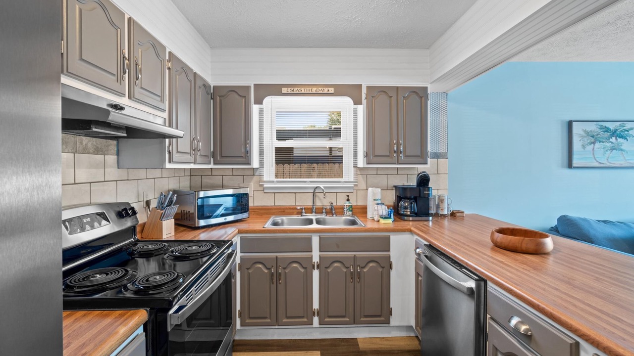 Photo of Kitchen in Bahama Beach