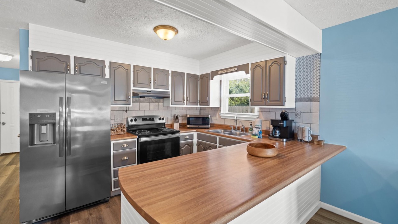Photo of Kitchen in Bahama Beach