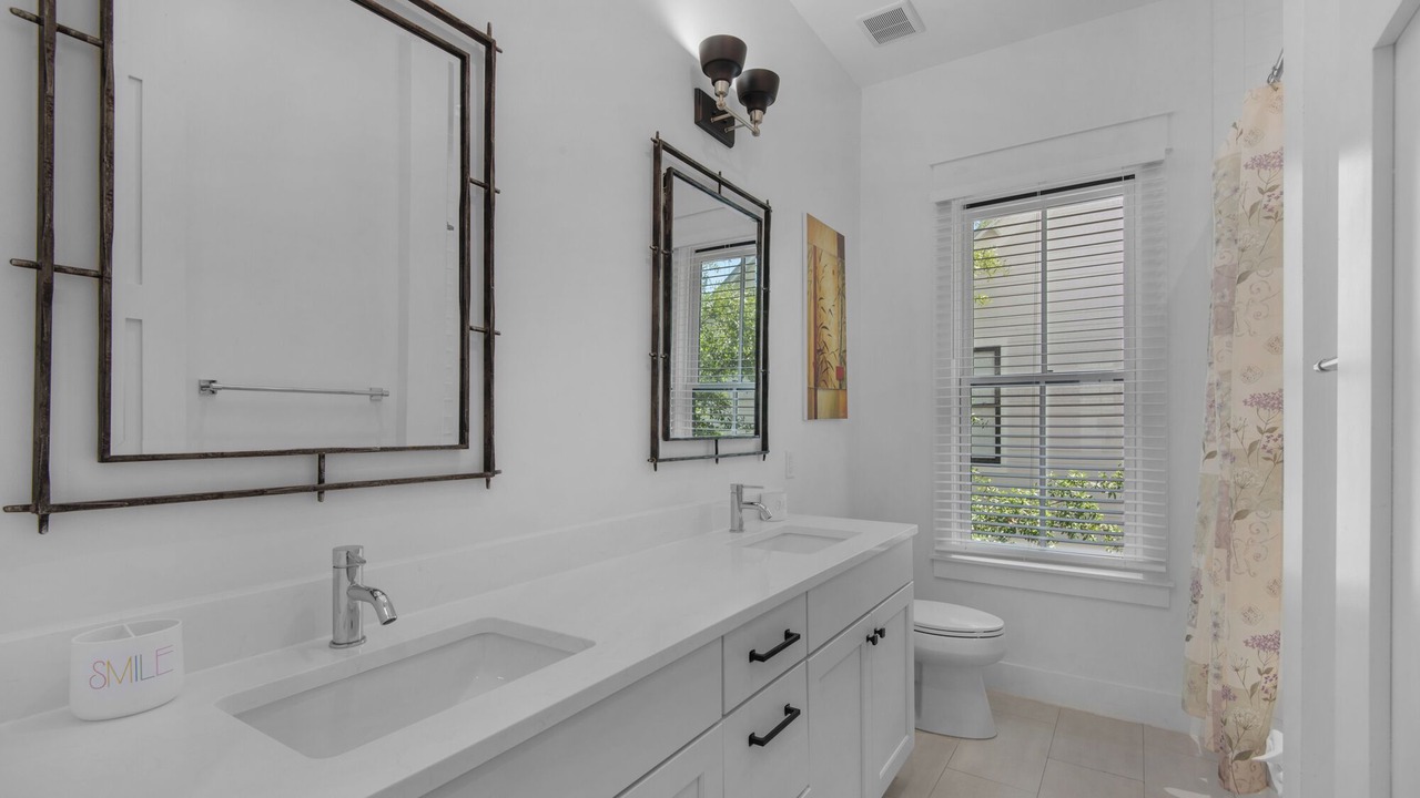 Photo of Bathroom in Santa Rosa Beach