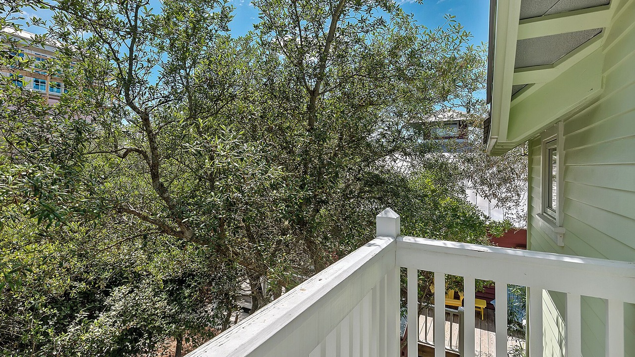 Photo of Patio Balcony in Seaside