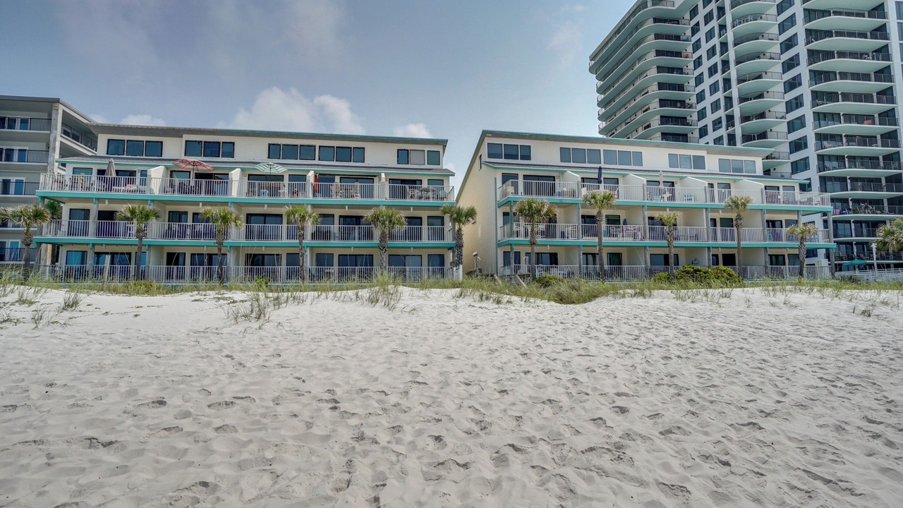 Photo of Outdoor in Biltmore Beach