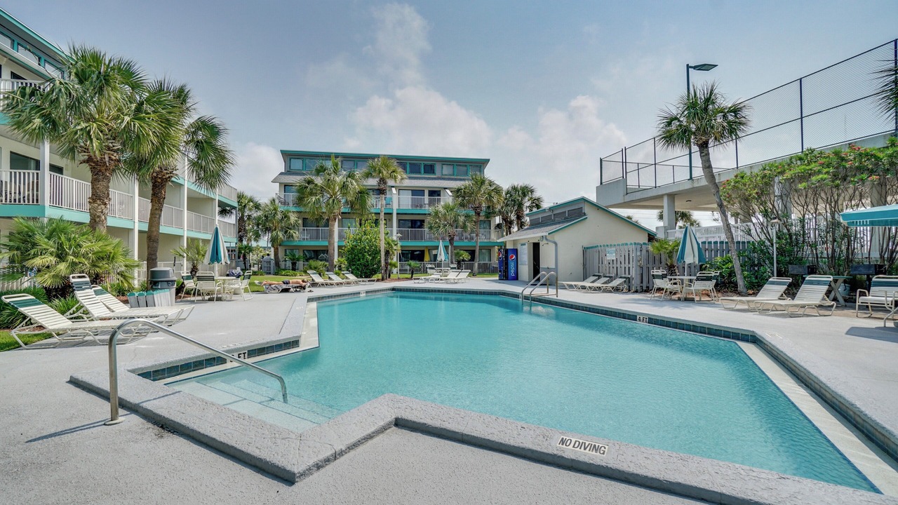 Photo of Outdoor in Biltmore Beach