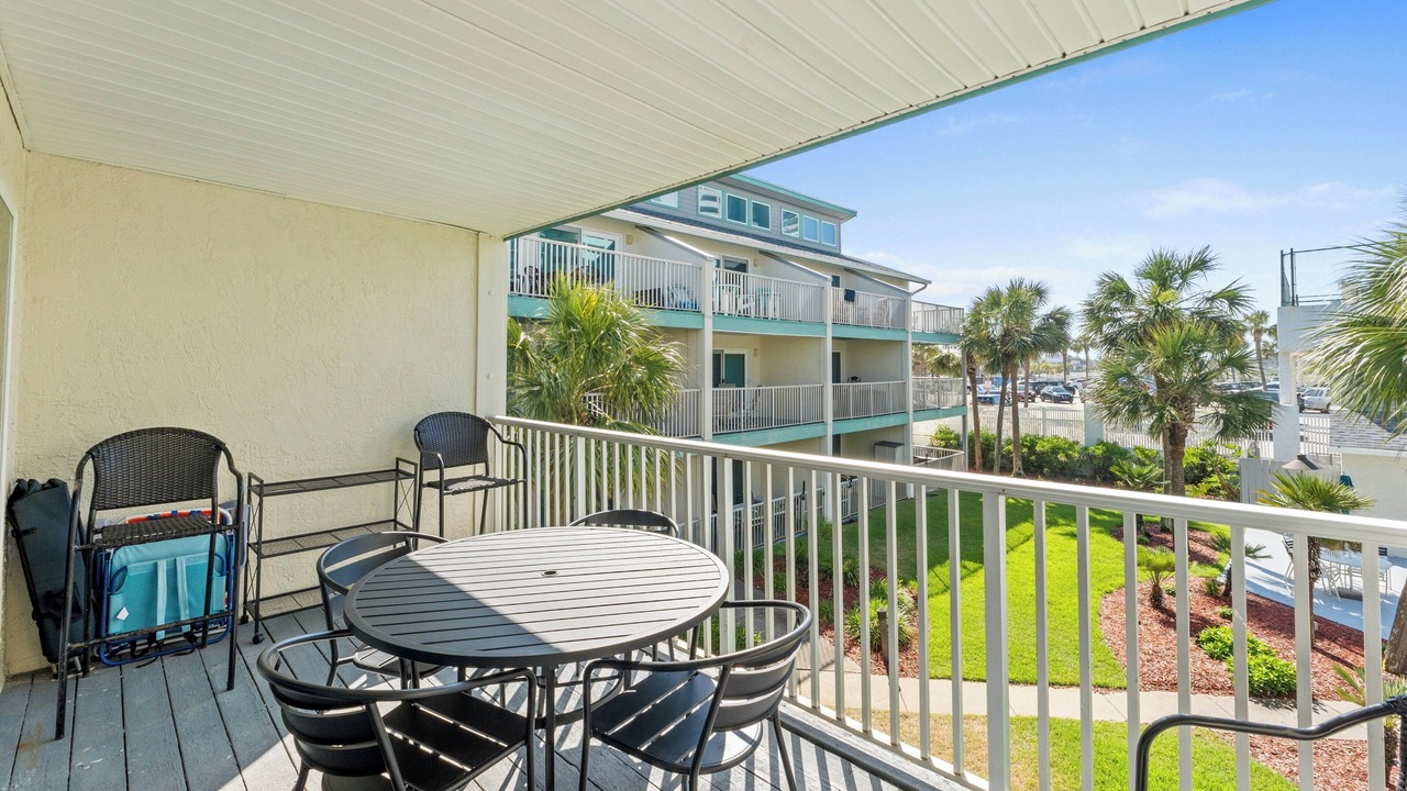 Photo of Patio Balcony in Biltmore Beach