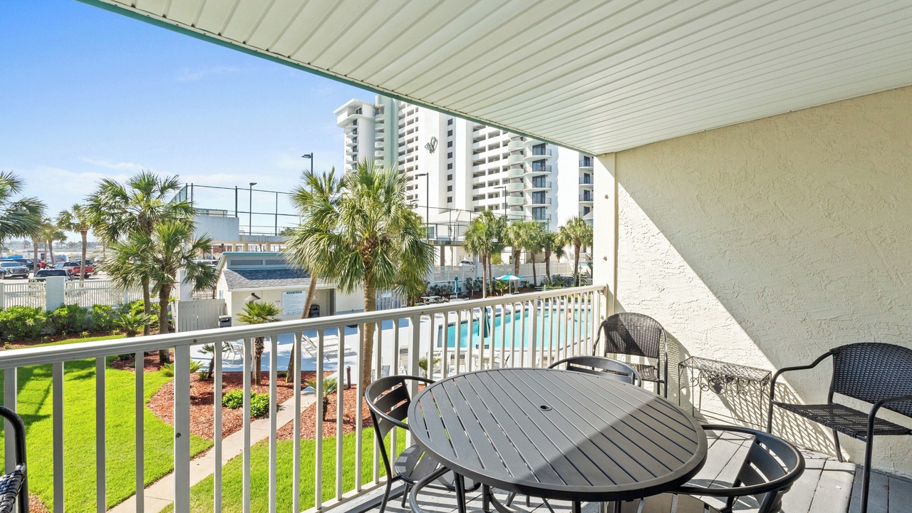 Photo of Patio Balcony in Biltmore Beach