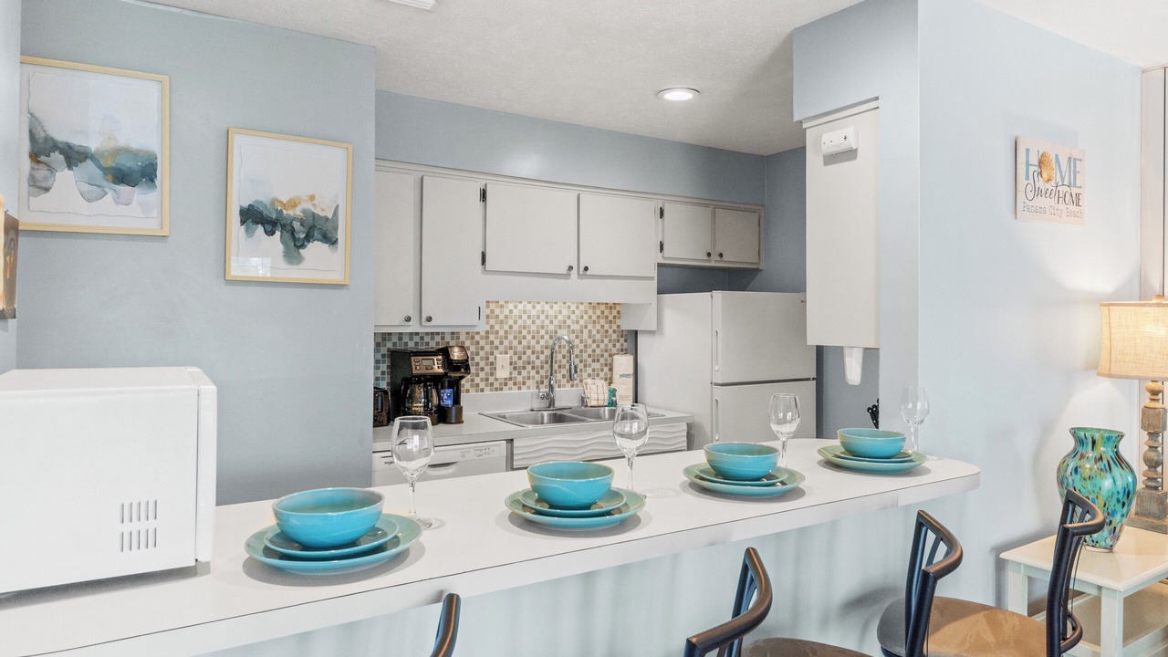 Photo of Kitchen in Biltmore Beach