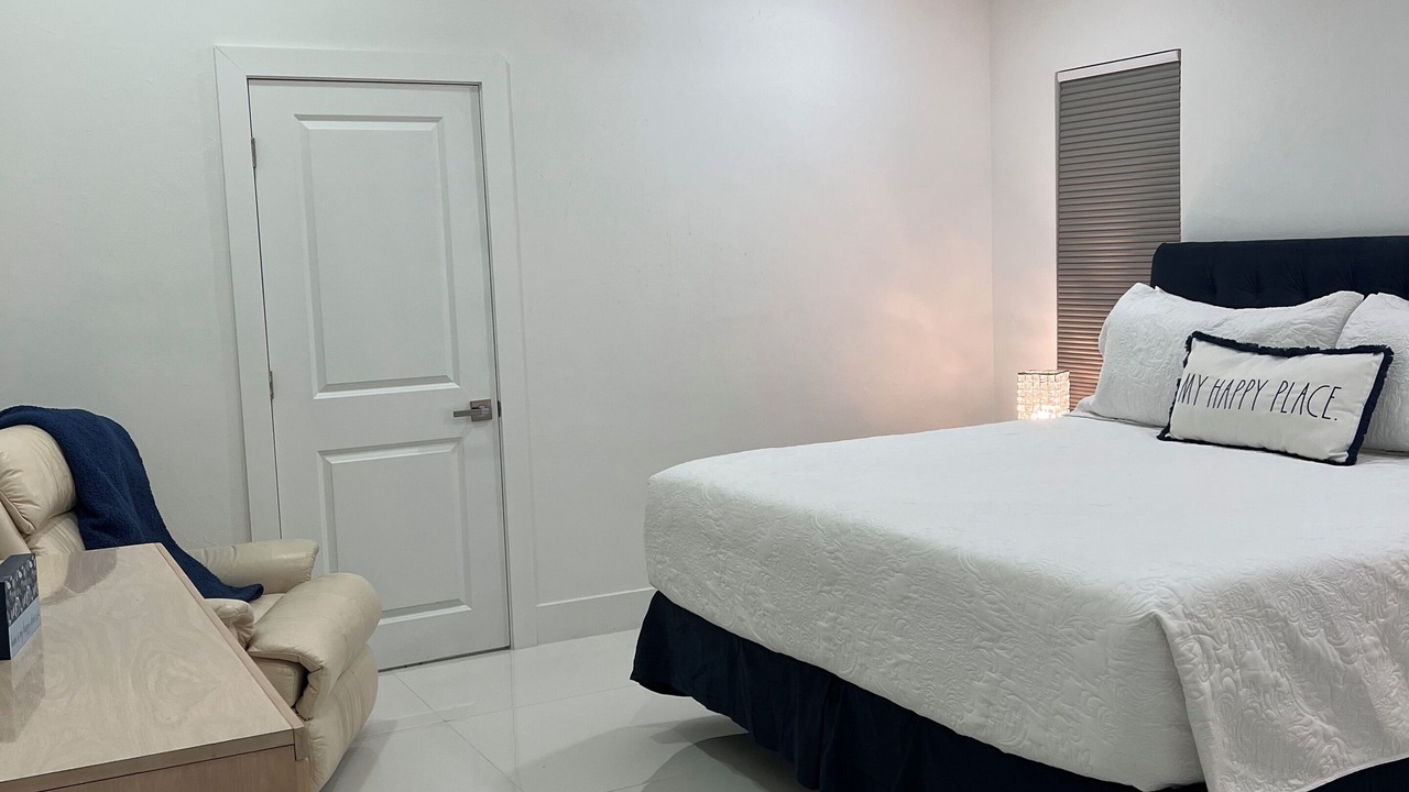 Photo of Bedroom in Willoughby Acres