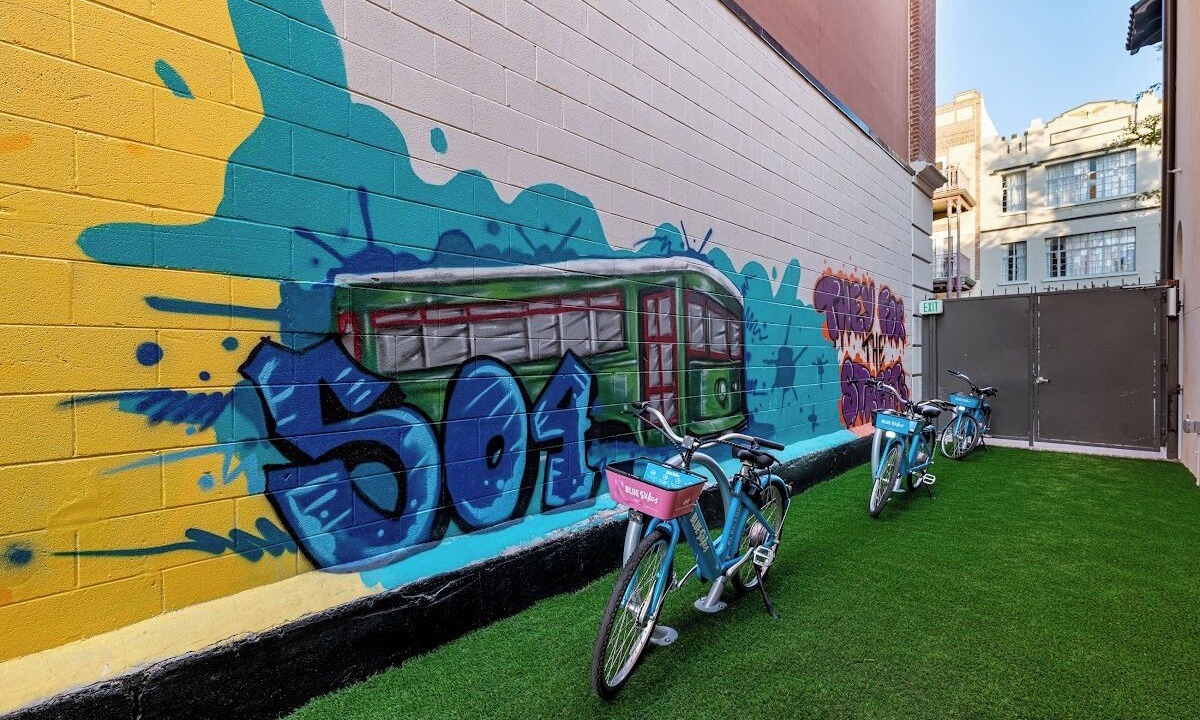 Photo of Outdoor in Arts/Warehouse District