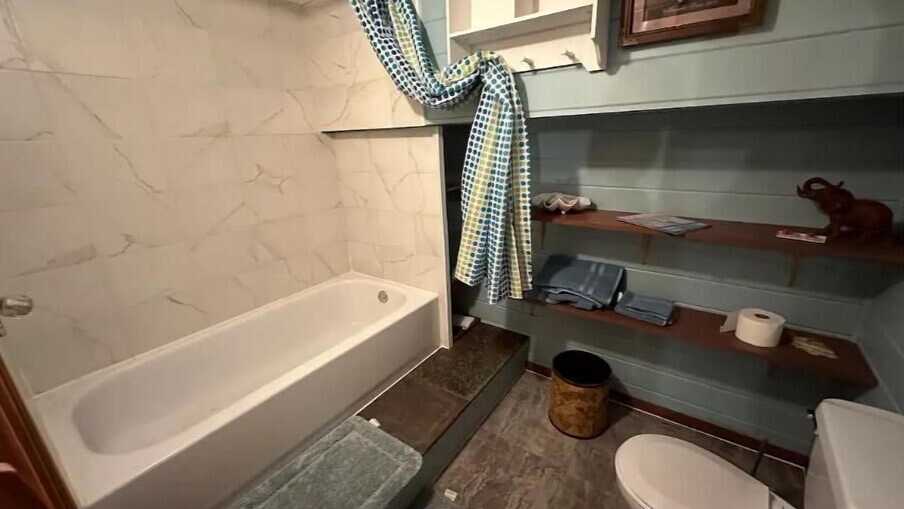 Photo of Bathroom in Santa Rosa Beach