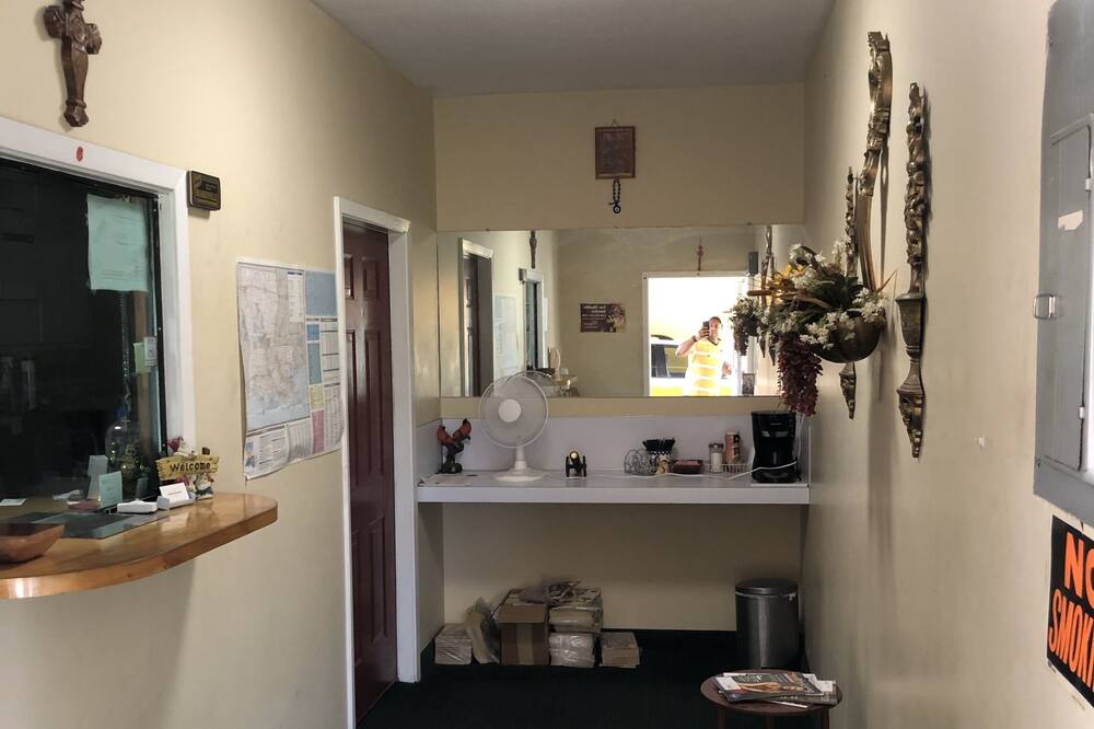 Photo of Livingroom in Effie