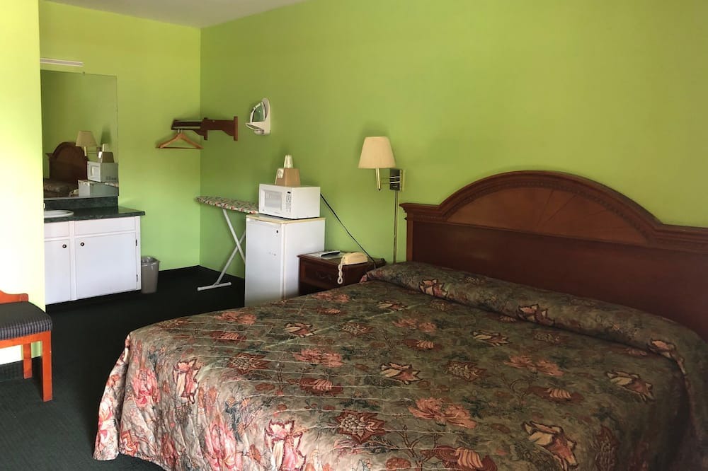 Photo of Bedroom in Effie