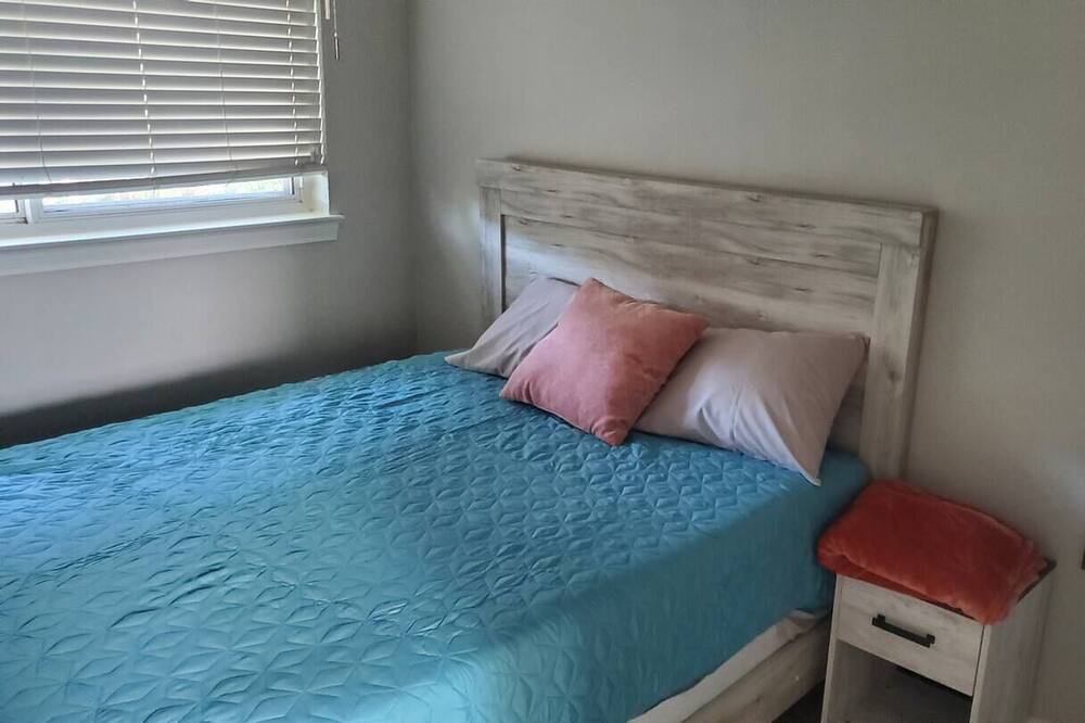 Photo of Bedroom in West Pensacola