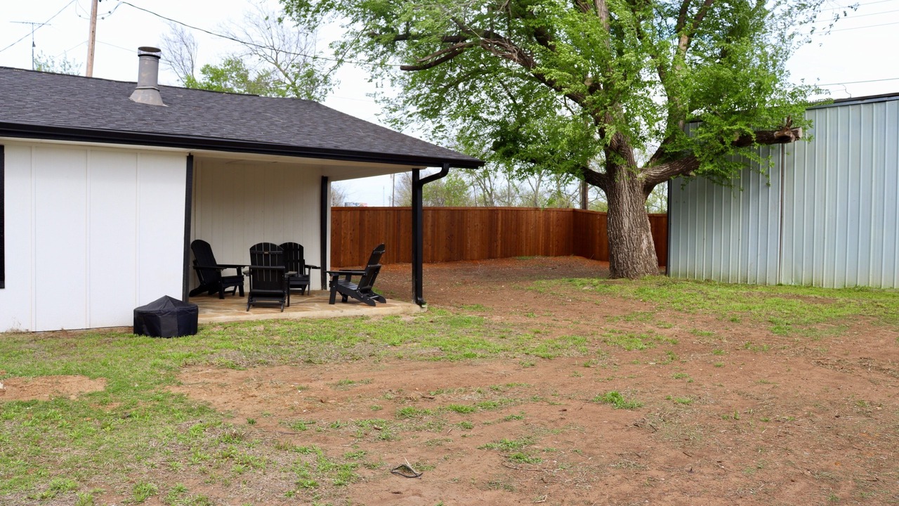 Photo of Outdoor in Calera