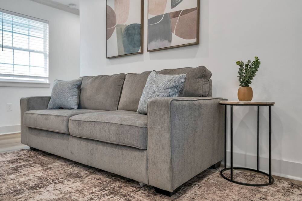 Photo of Bedroom in Tulane - Gravier
