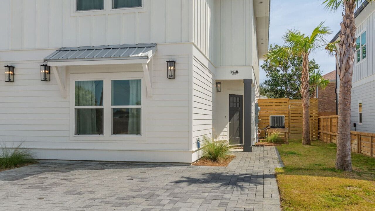 Photo of Outdoor in Bahama Beach