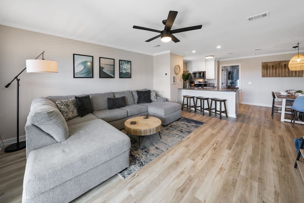 Photo of Livingroom in Kiska Beach