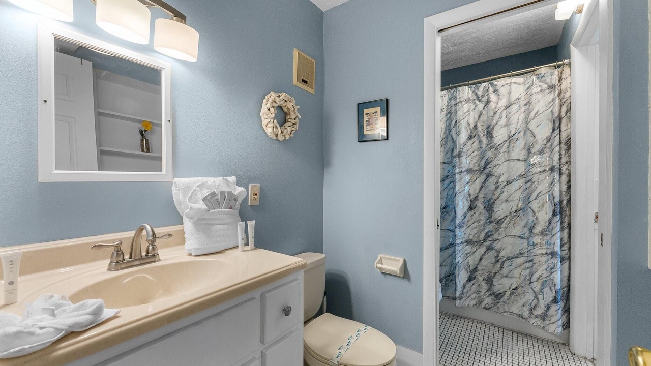 Photo of Bathroom in Upper Grand Lagoon