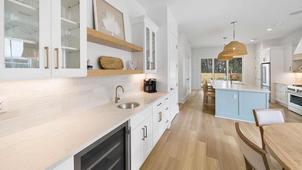 Photo of Kitchen in White's Gulfview