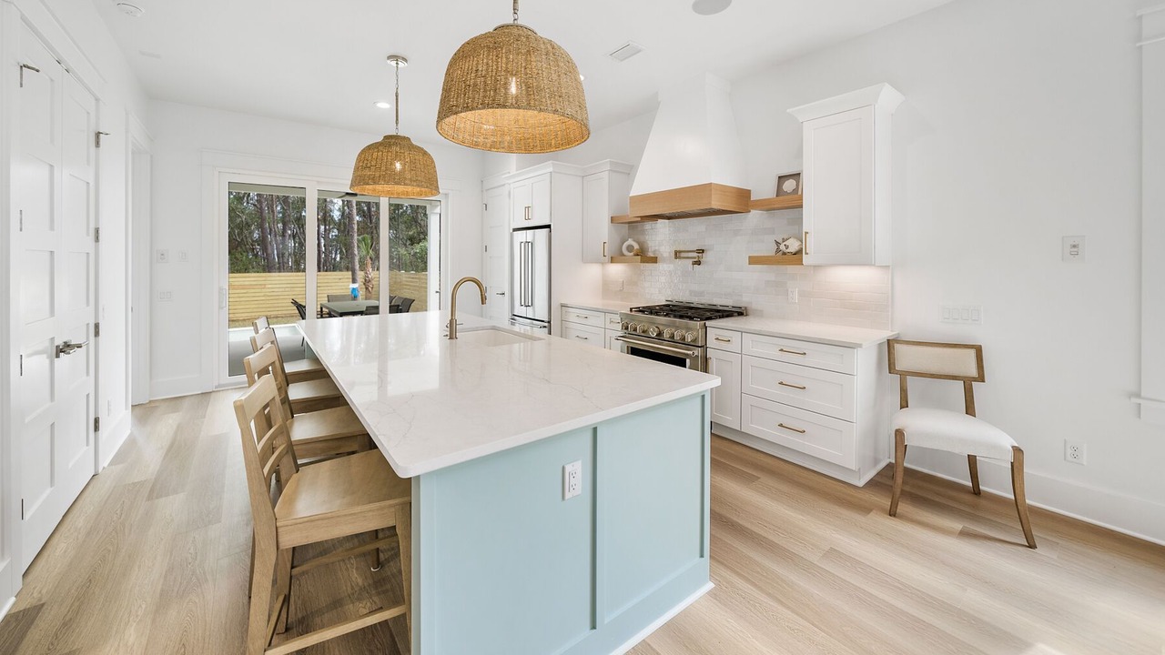 Photo of Kitchen in White's Gulfview