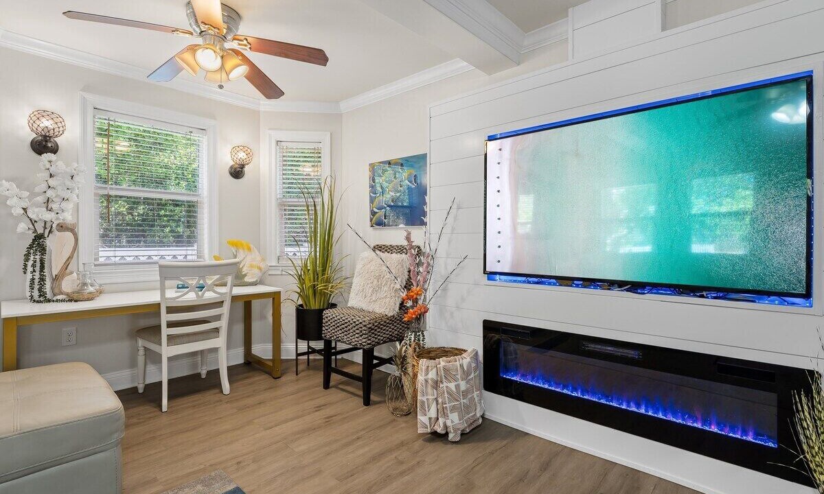 Photo of Livingroom in Crystal Beach