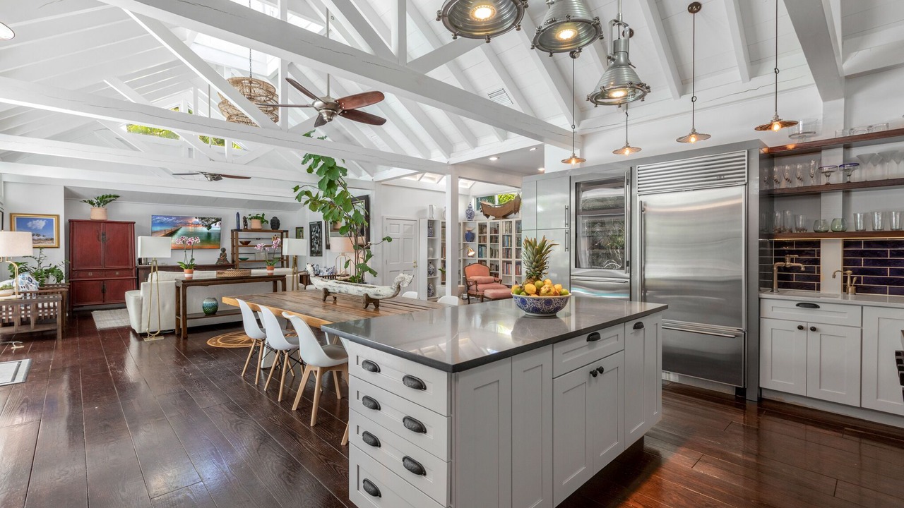 Photo of Kitchen in White Street Gallery District