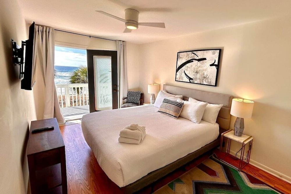Photo of Patio Balcony in Hollywood Beach