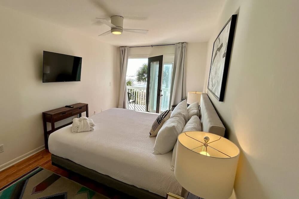 Photo of Patio Balcony in Hollywood Beach