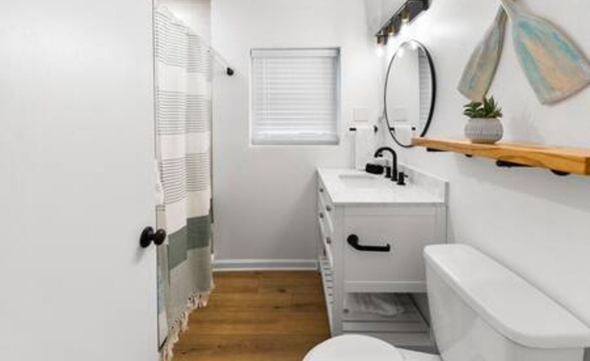Photo of Bathroom in Kiska Beach