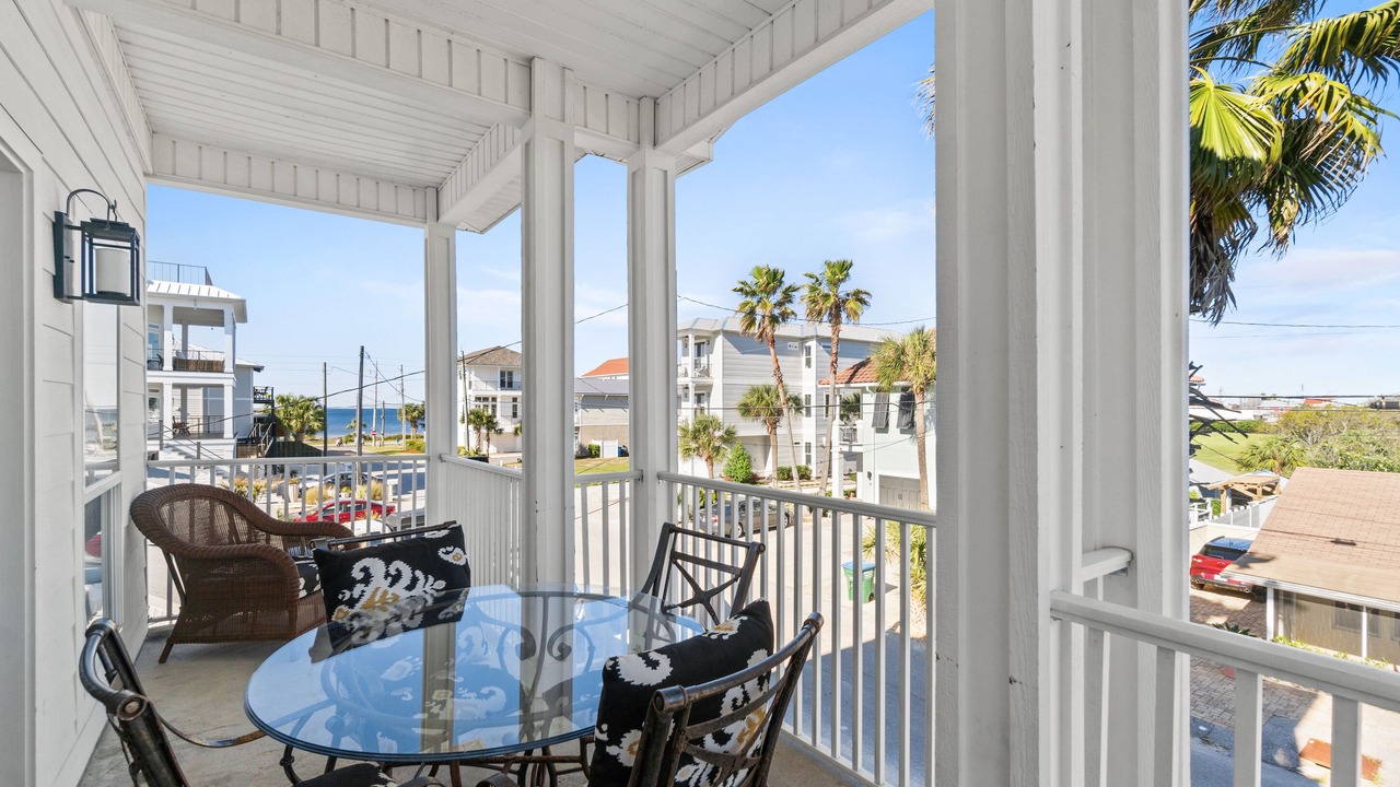 Photo of Patio Balcony in Laguna Beach
