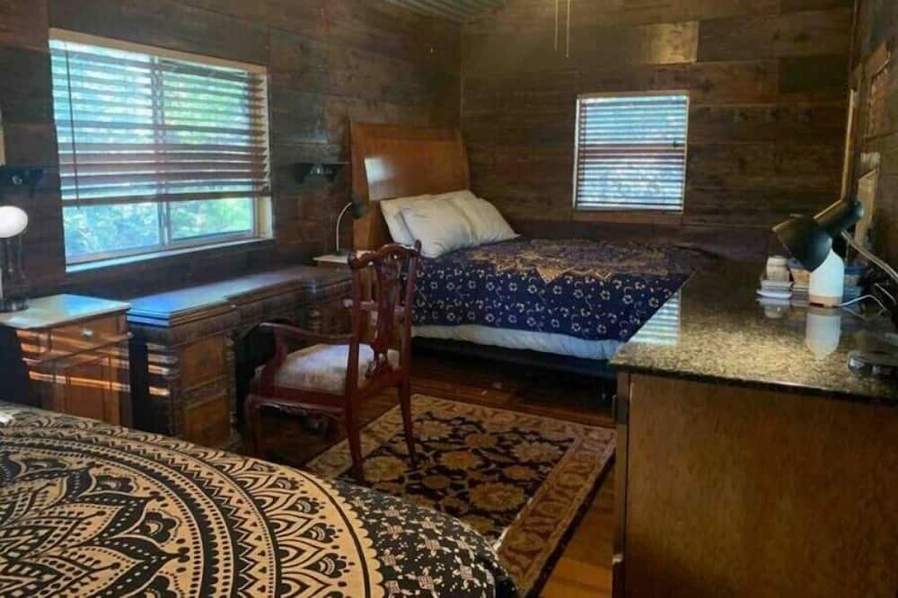 Photo of Bedroom in Irene