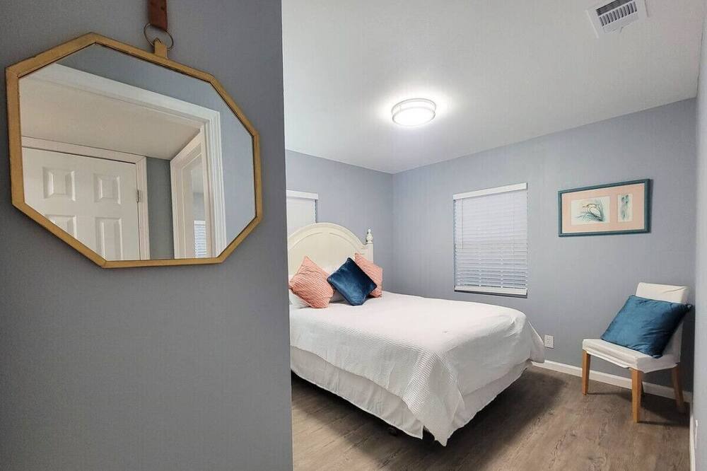 Photo of Bedroom in Parker