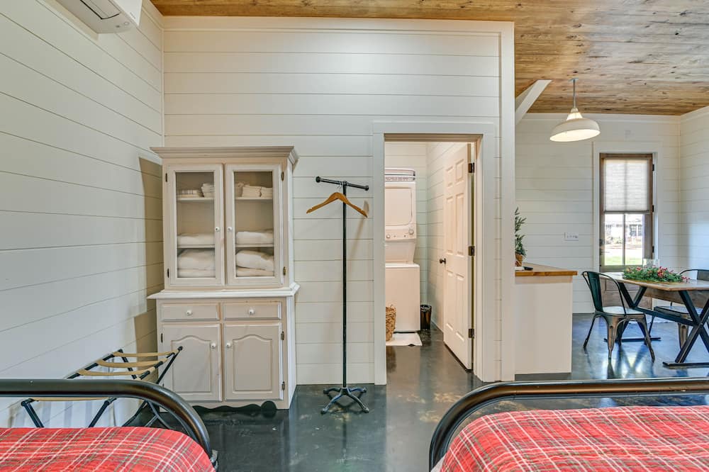 Photo of Bedroom in French Camp
