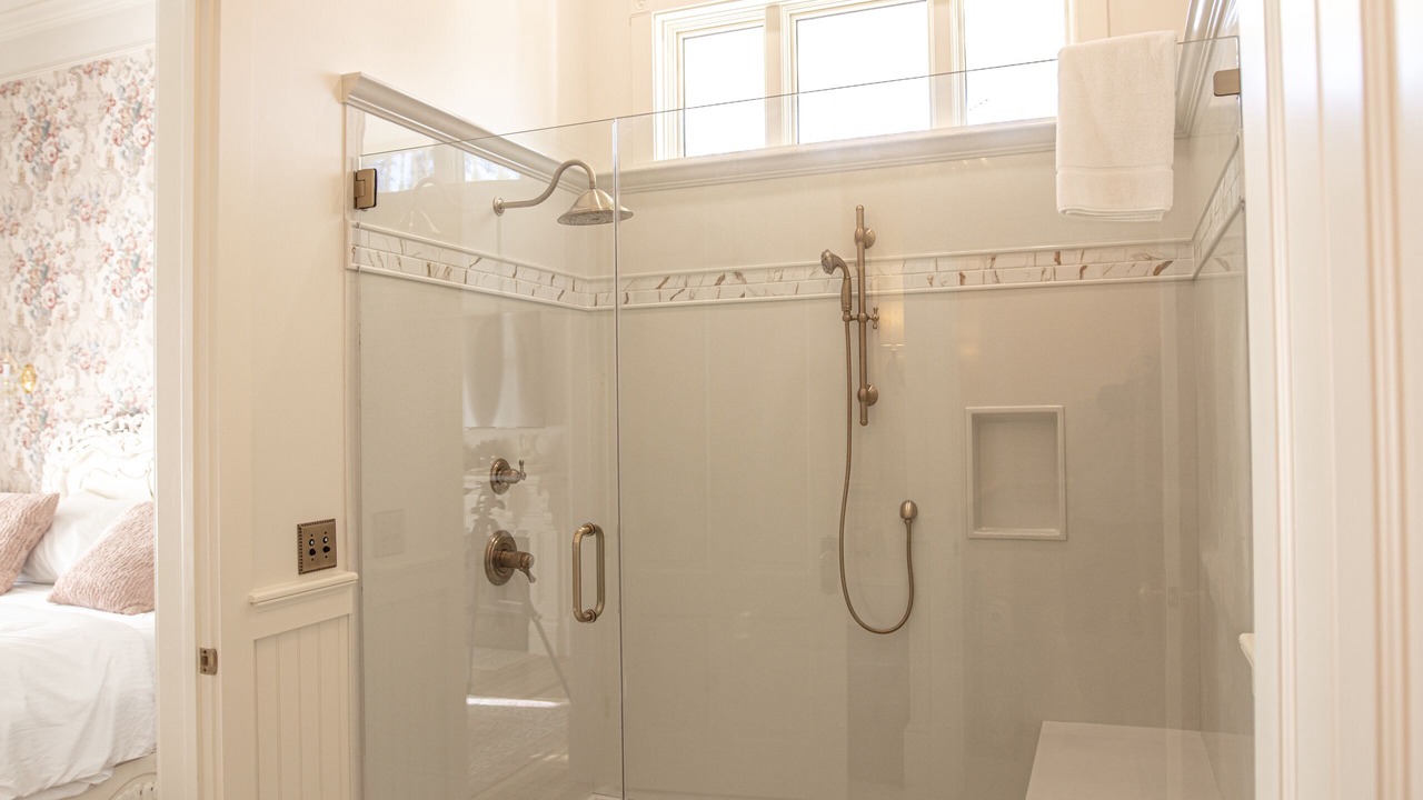 Photo of Bathroom in De Funiak Springs