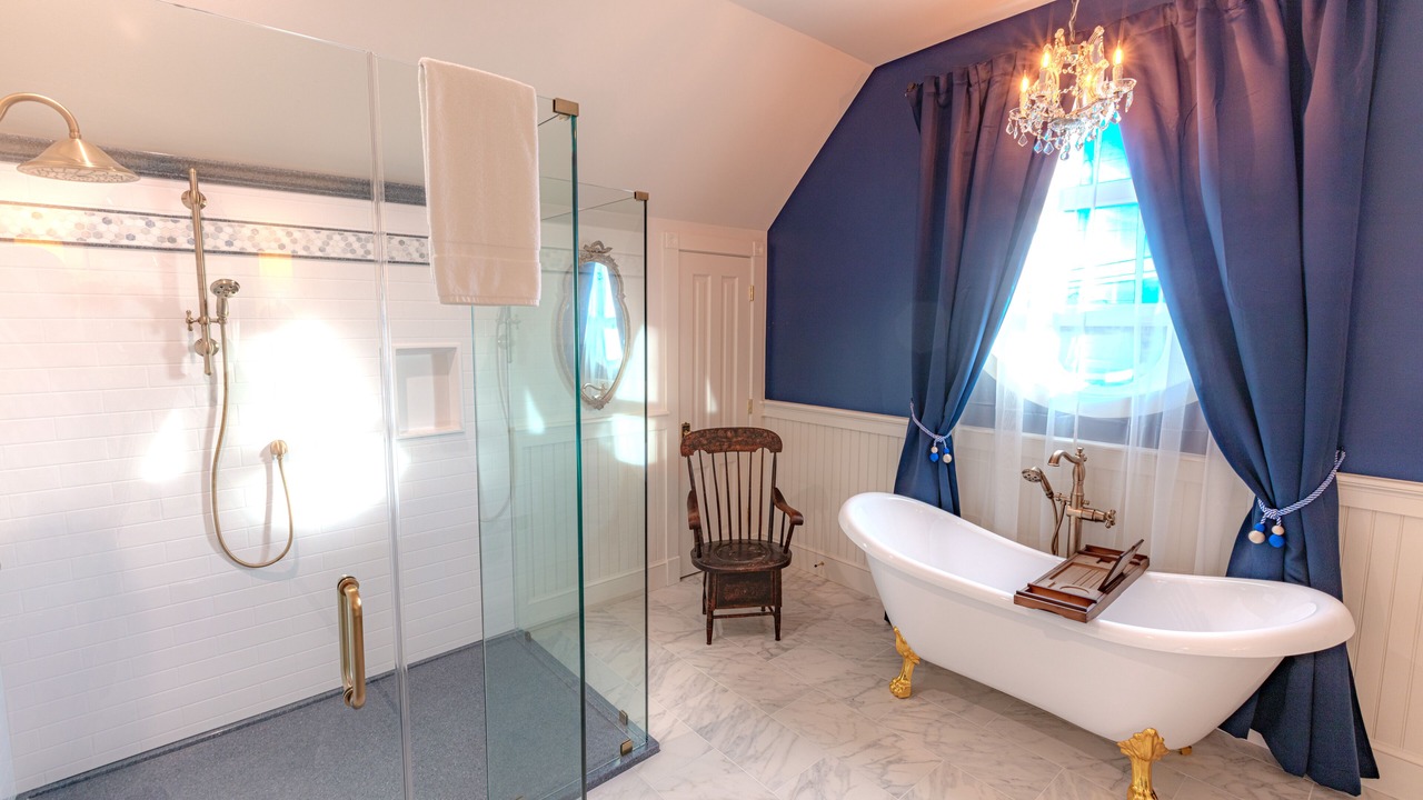 Photo of Bathroom in De Funiak Springs