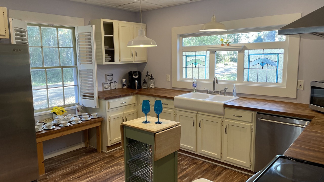 Photo of Kitchen in Lacombe